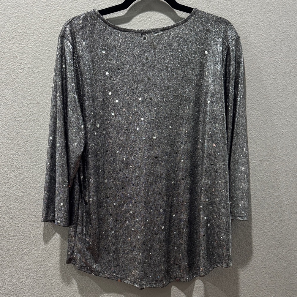 ✨ Cure Silver Metallic Women's Long Sleeve Top – SZ 2XL ✨ - Picture 5 of 5